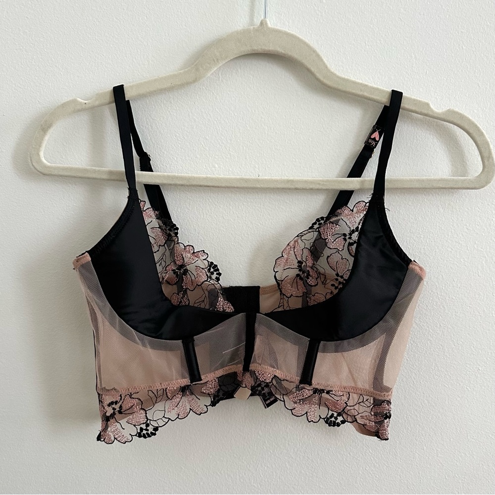 NWT Victoria Secret Bustier top
